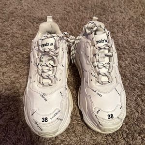 Balenciaga Triple S